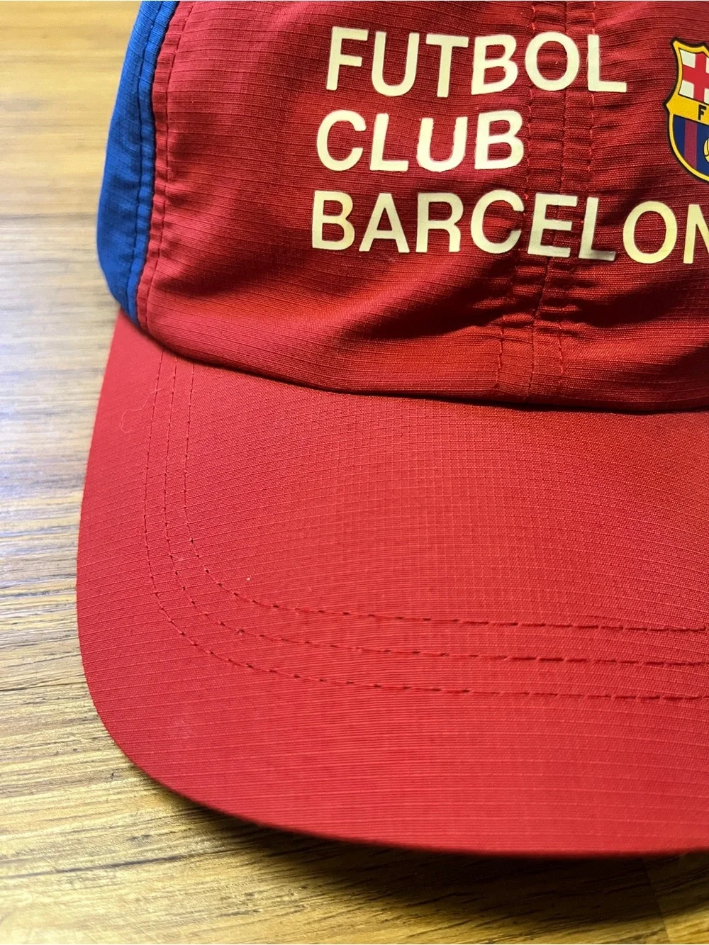 FC Barcelona El Cant del Barca Hat Cap and Navy Striped Fringe Knit Scarf Set